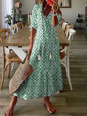 Fließendes Geblümtes Maxikleid