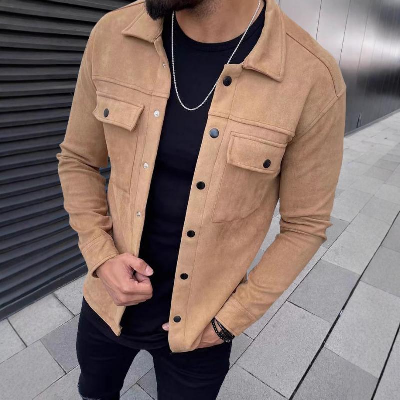 Geknöpfte Jacke mit Fronttaschen