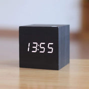 Cube Digital Tischuhr