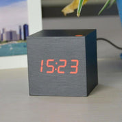 Cube Digital Tischuhr